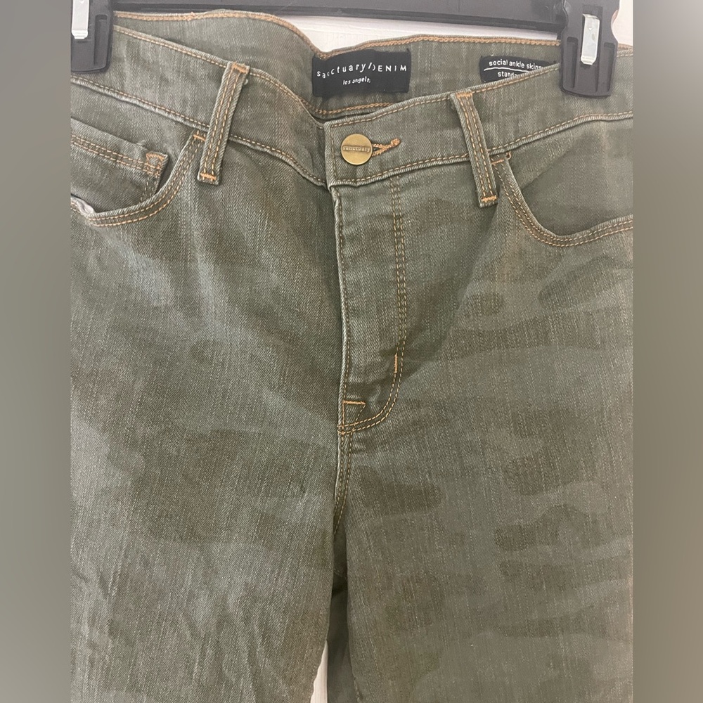 Sanctuary Ankle Skinny Camo Print Jeans - Picture 2 of 8